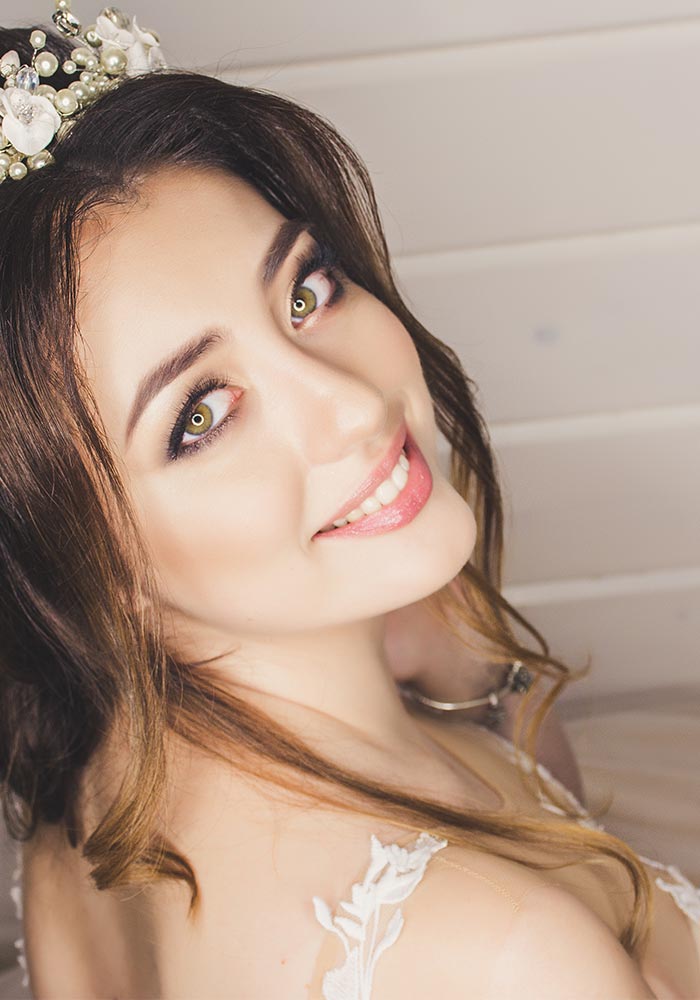Om Järn bridal makeup1.jpg